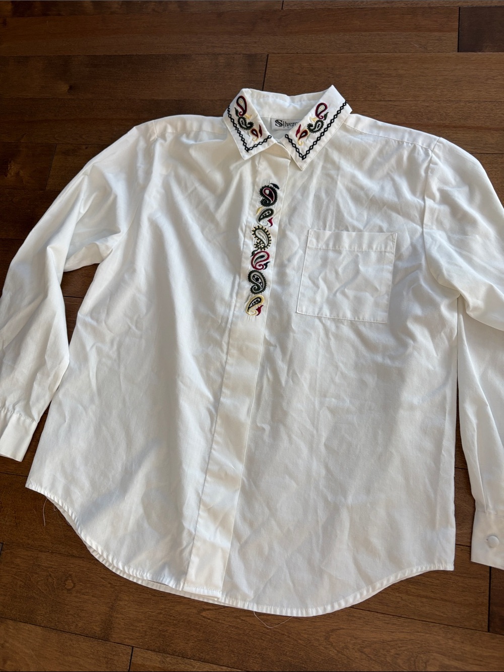 Vintage White Button-Down Shirt with Multicolor Paisley Embroidery